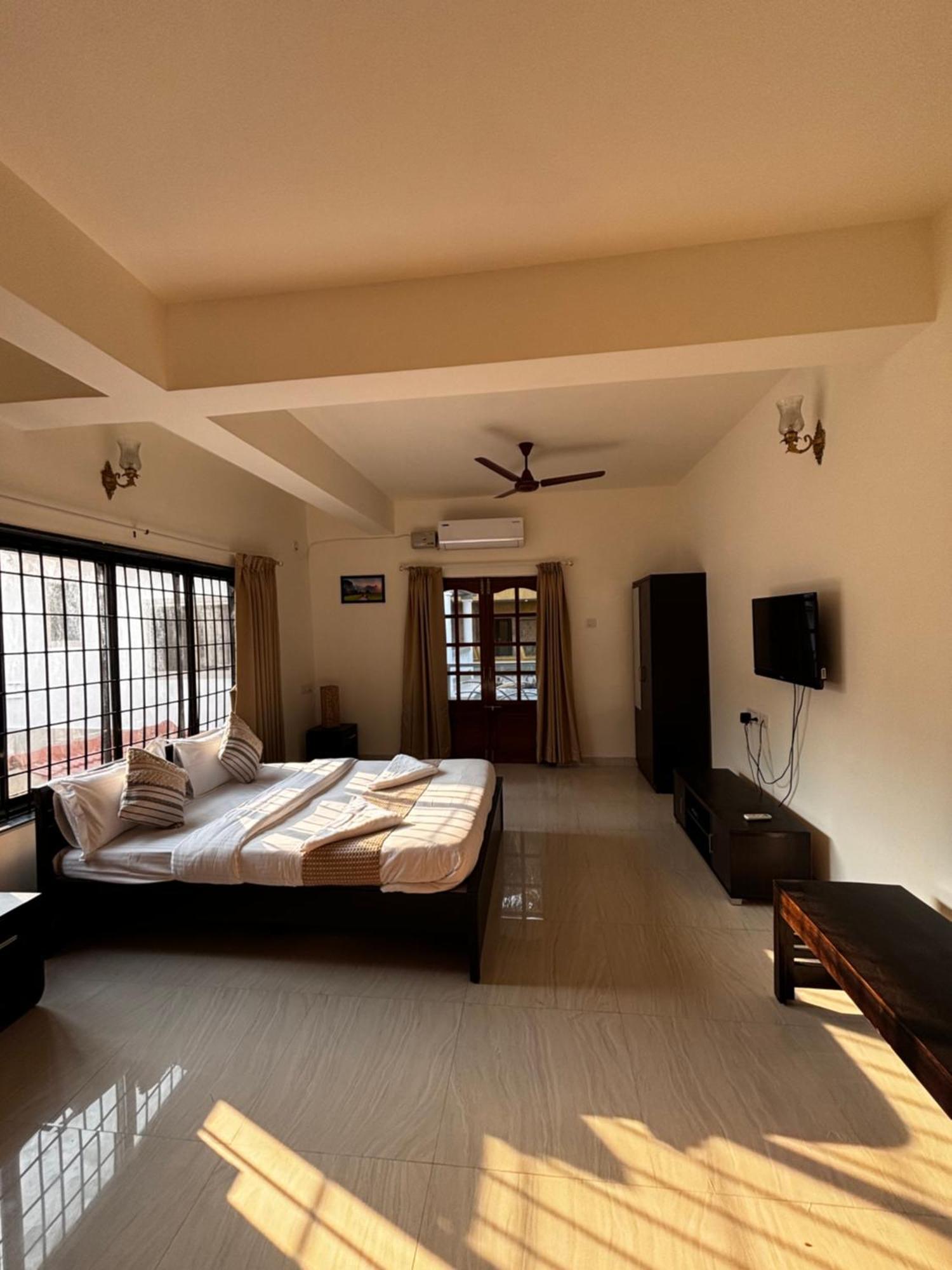 Papa John Villa A Calangute Extérieur photo